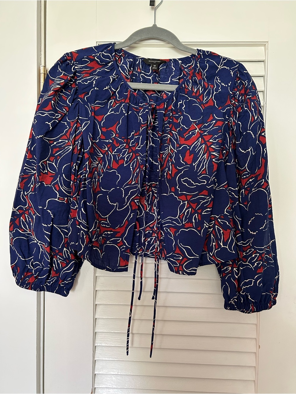 Banana Republic Women's Navy Floral Tie-Front Blouse